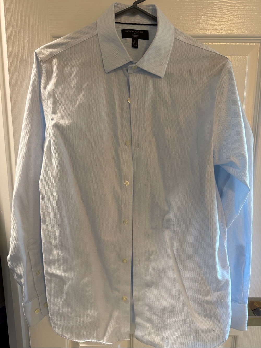 Banana Republic Men’s Medium Light Blue Non Iron Slim Fit Dress Shirt 15-15.5 33